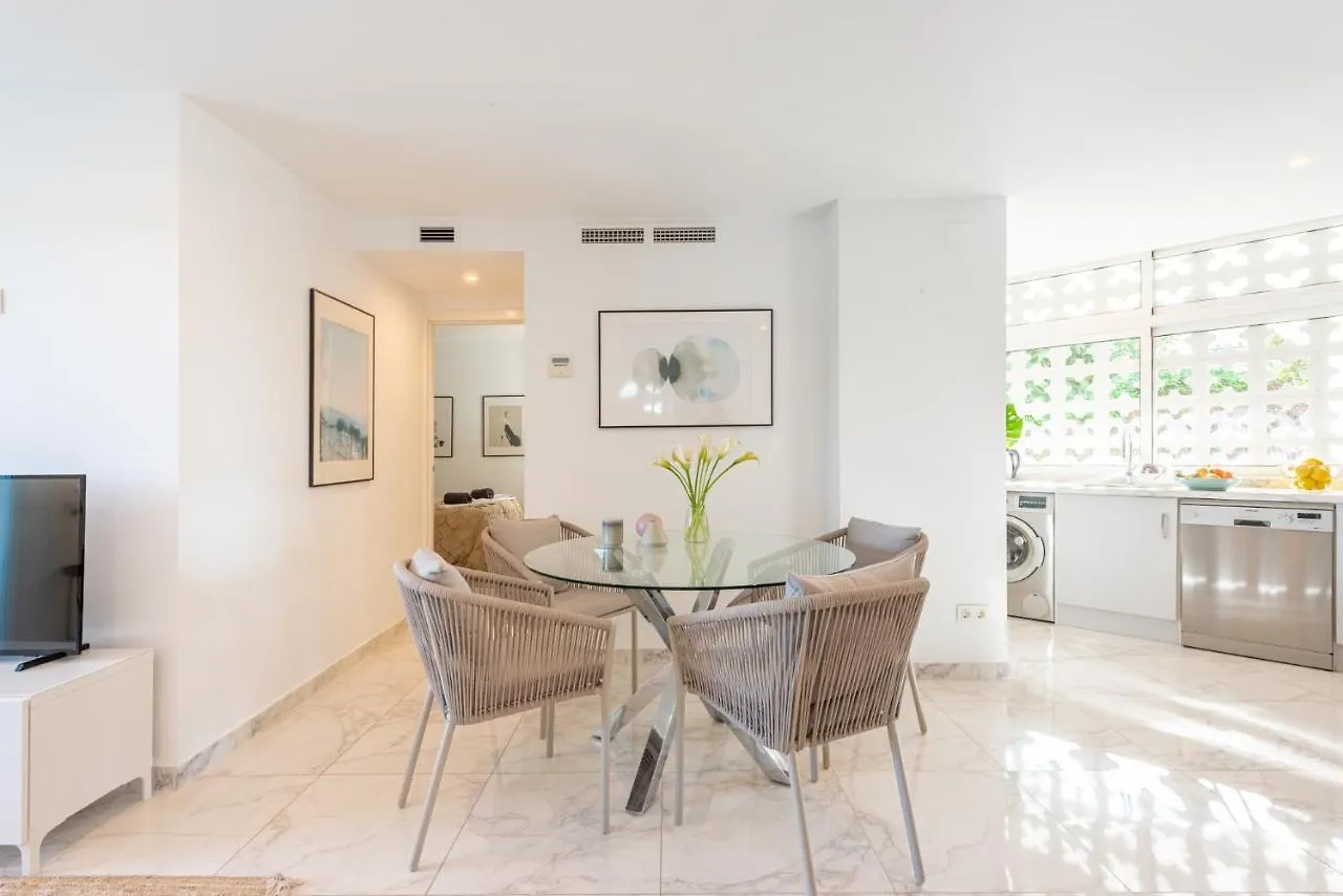 Azahara 1 8B Beautiful Apartment Frontline Golf In Popular Aloha Marbella