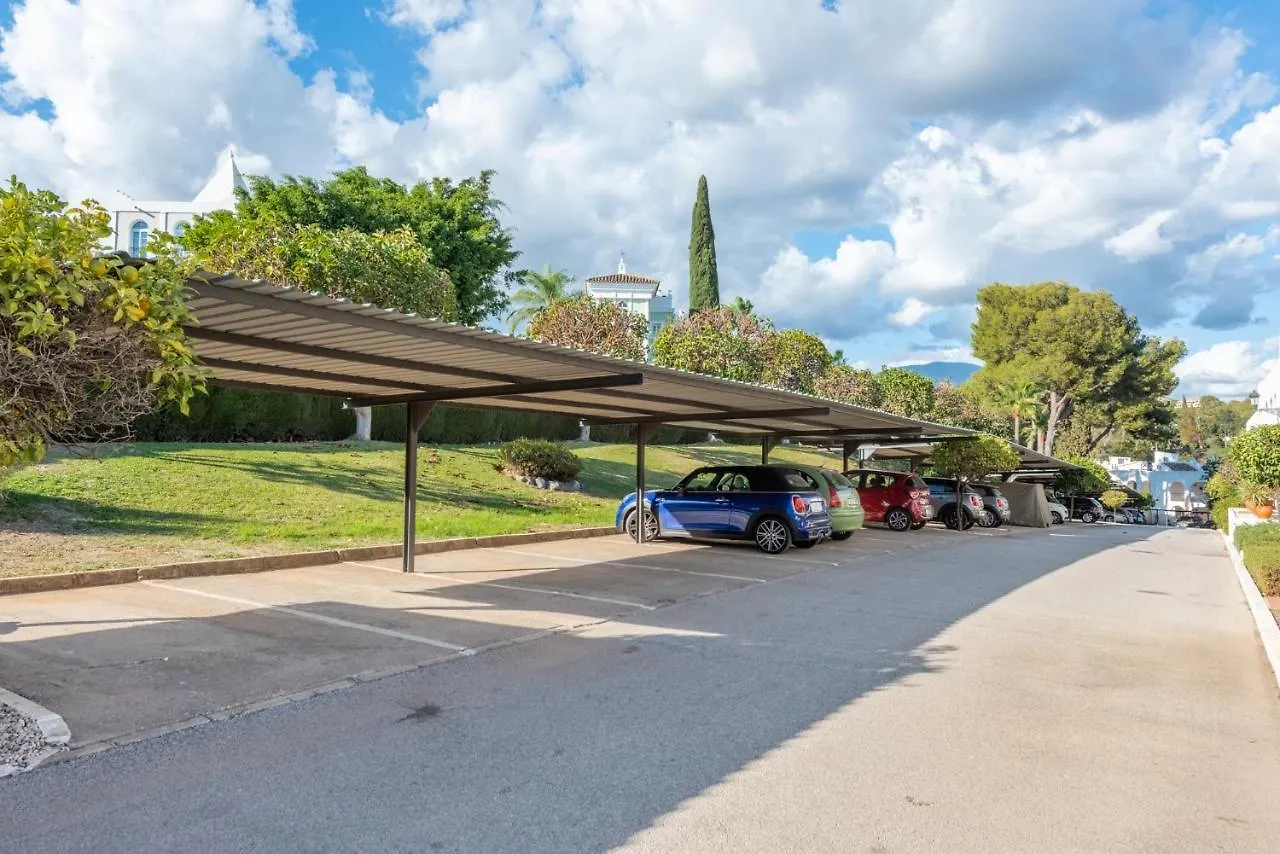 Azahara 1 8B Beautiful Apartment Frontline Golf In Popular Aloha Marbella
