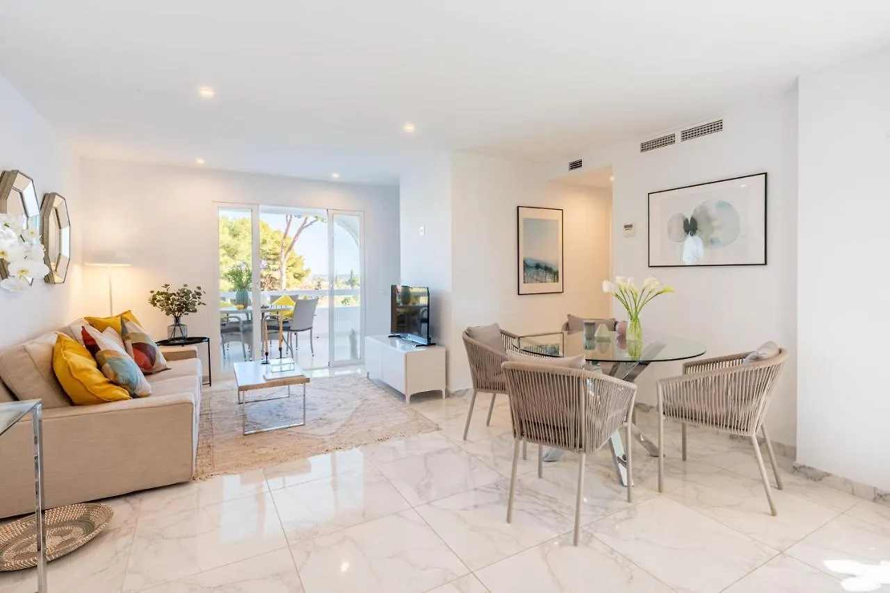 Azahara 1 8B Beautiful Apartment Frontline Golf In Popular Aloha Marbella
