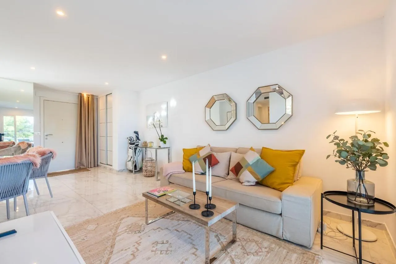 Azahara 1 8B Beautiful Apartment Frontline Golf In Popular Aloha Marbella