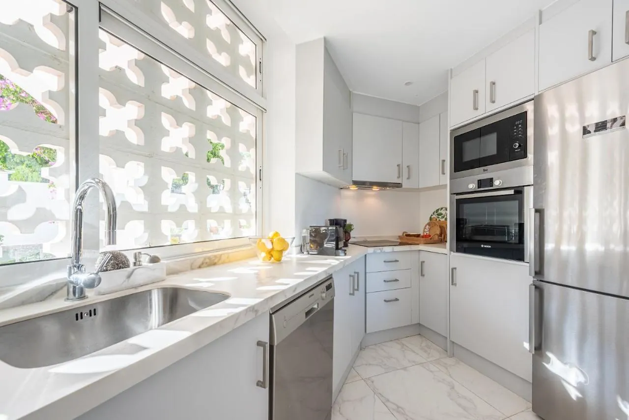 Azahara 1 8B Beautiful Apartment Frontline Golf In Popular Aloha Marbella