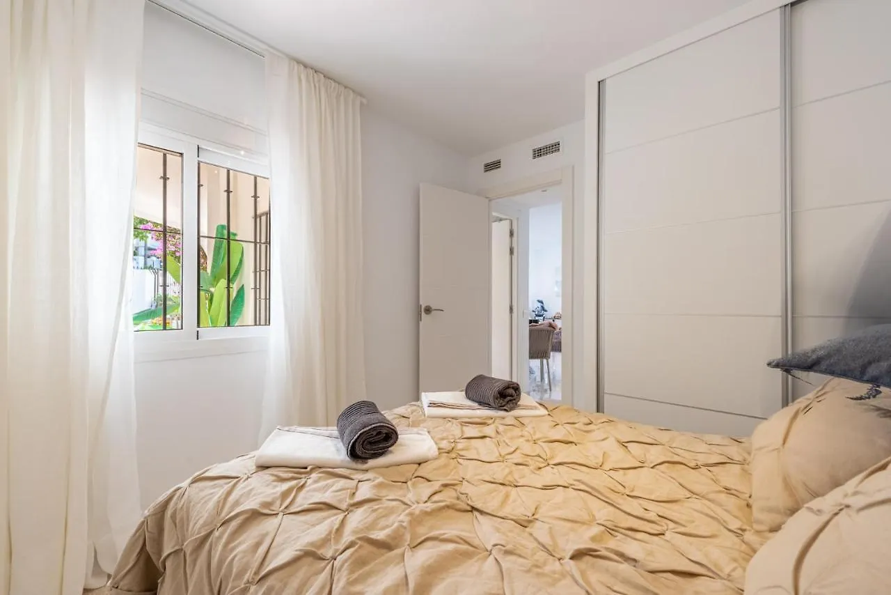 Azahara 1 8B Beautiful Apartment Frontline Golf In Popular Aloha Marbella Spain